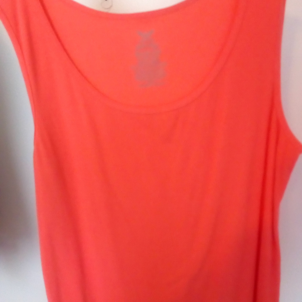 Faded Glory Must Have Tank Sz 5X Coral color
